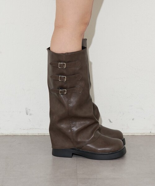 CIAOPANIC（チャオパニック）の「サイドベルトカバーロングブーツ（ブーツ・レディース・ブラック/ブラウン・35/37/39）」の17枚目の写真