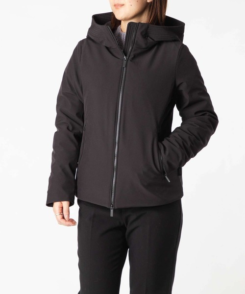 WOOLRICH（ウールリッチ）の「WOOLRICH Firth Parka in Tech Softshell  ウールリッチ ファース パーカ テック ソフトシェル ダウンジャケット（ダウンジャケット/コート・レディース・ネイビー/ブラック/クリーム・X-SMALL/SMALL/MEDIUM/LARGE）」の9枚目の写真