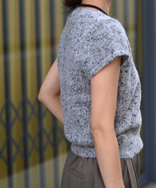 Marient（マリエント）の「ブークレショートスリーブKT（ニット/セーター・レディース・ライトグレー/ブラウン/ブラック・FREE）」の22枚目の写真