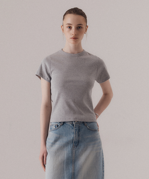 SILN(シルン)の「Classy essential t-shirt (MELANGE GREY)(Tシャツ/カットソー・レディース・その他・FREE)」の1枚目の写真