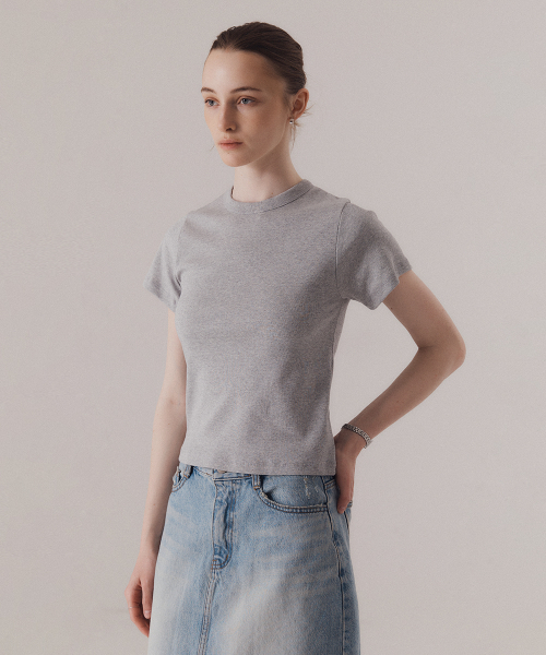 SILN(シルン)の「Classy essential t-shirt (MELANGE GREY)(Tシャツ/カットソー・レディース・その他・FREE)」の2枚目の写真