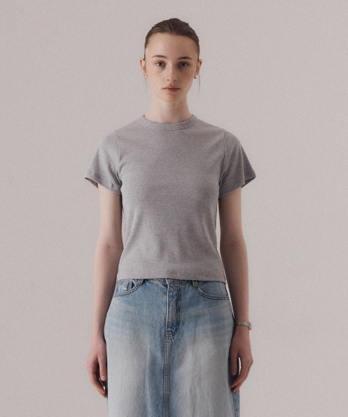 SILN(シルン)の「Classy essential t-shirt (MELANGE GREY)(Tシャツ/カットソー・レディース・その他・FREE)」の3枚目の写真