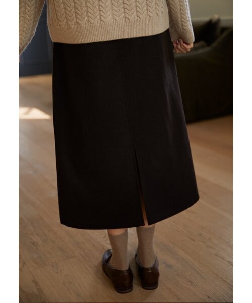 JUNECI（ジュネシ）の「エイラインロングスリムウールスカート（ダークブラウン）（スカート・レディース・その他・SMALL/MEDIUM）」の2枚目の写真