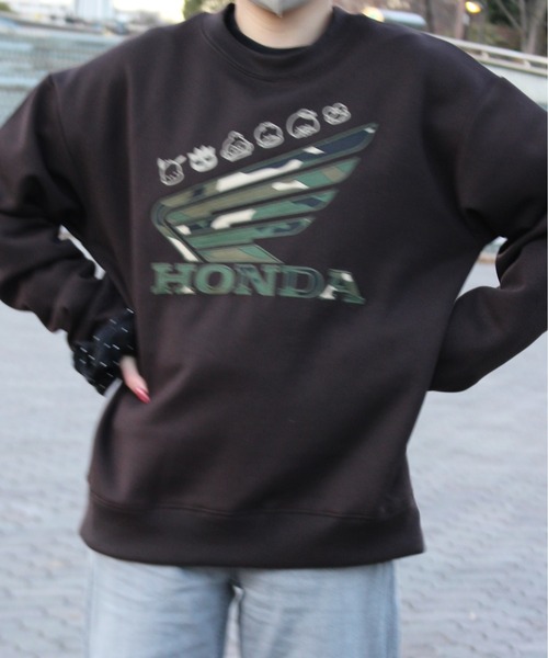 sanrio（サンリオ）の「【HONDA/ホンダ×Sanrio/サンリオ】HONDA×はぴだんぶい　リップルダンボールサガラ刺繍スウェットクルー（スウェット・メンズ・ブラック/オートミール/ブラウン/ライトグリーン・MEDIUM/LARGE）」の16枚目の写真