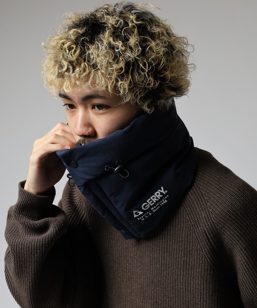 GERRY(ジェリー)の「GERRY 撥水加工 パディング ネックウォーマー ネックカバー 男女兼用(ネックウォーマー/スヌード・メンズ・ブラック/ダークグリーン/ネイビー/ダークブラウン・FREE)」の4枚目の写真