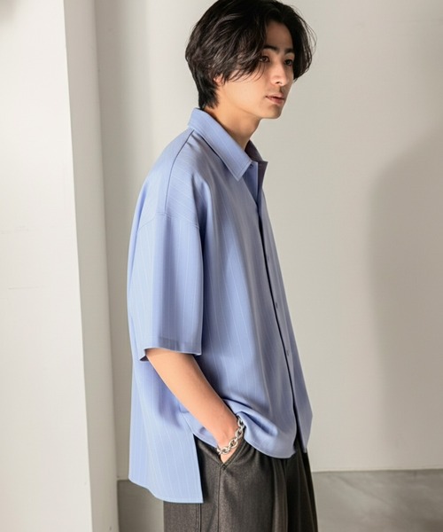 Java(ジャバ)の「《JaVaジャバコラボ》羽織りとしても重宝する、汎用性の高さが魅力!刺繍入り ヘリンボーン織ストライプ柄 オーバーサイズ半袖シャツ(シャツ/ブラウス・メンズ・イエロー/サックスブルー/オフホワイト/チャコールグレー・SMALL/MEDIUM/LARGE)」の10枚目の写真