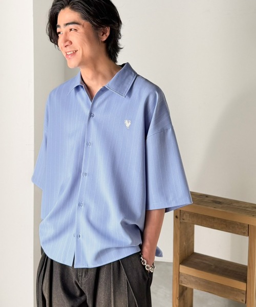 Java(ジャバ)の「《JaVaジャバコラボ》羽織りとしても重宝する、汎用性の高さが魅力!刺繍入り ヘリンボーン織ストライプ柄 オーバーサイズ半袖シャツ(シャツ/ブラウス・メンズ・イエロー/サックスブルー/オフホワイト/チャコールグレー・SMALL/MEDIUM/LARGE)」の7枚目の写真