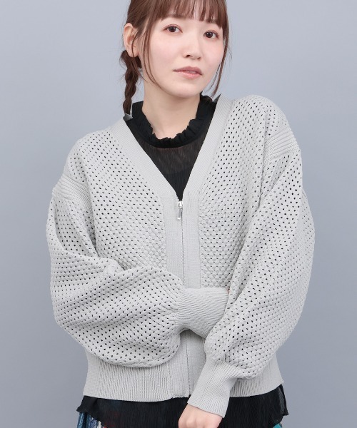チチカカ(チチカカ)の「メッシュVネックカーディガン(カーディガン/ボレロ・レディース・ライトグレー/チャコールグレー/マスタード・FREE)」の1枚目の写真
