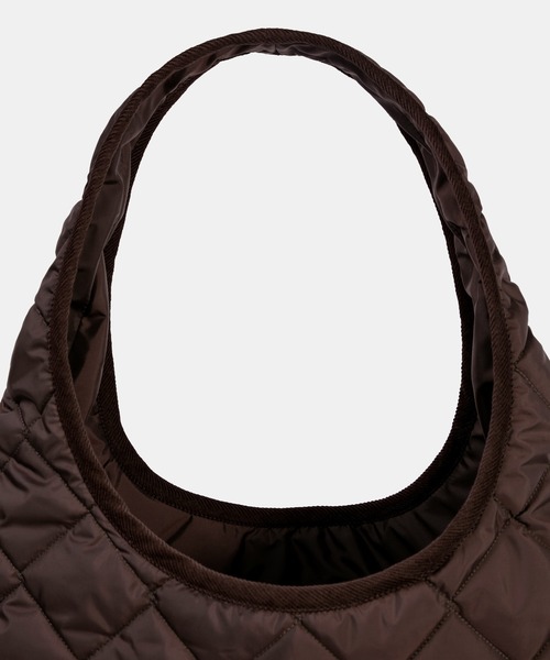 LAVENHAM（ラベンハム）の「Quilted Round Bag Unisex / キルテッド ラウンド バッグ ユニセックス（ショルダーバッグ・レディース・オフホワイト/ブラウン・ONE SIZE）」の21枚目の写真