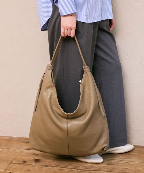 le.coeur blanc（ルクールブラン）の「MILLELA FIRENZE ホーボーショルダーバッグ（ショルダーバッグ・レディース・グレイッシュベージュ/ブラック・FREE）」の5枚目の写真