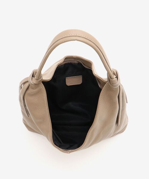 le.coeur blanc（ルクールブラン）の「MILLELA FIRENZE ホーボーショルダーバッグ（ショルダーバッグ・レディース・グレイッシュベージュ/ブラック・FREE）」の14枚目の写真