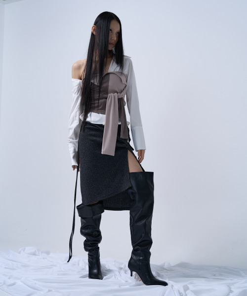 ZIZEMUSEUM(ジゼミュージアム)の「UNBALANCE TUBE TOP (COCOA)(Tシャツ/カットソー・レディース・その他・ONE SIZE)」の4枚目の写真