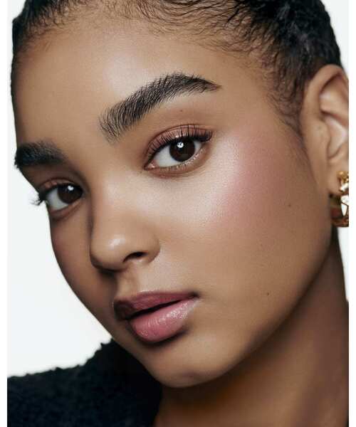 CHANEL(シャネル)の「ボーム エサンシエル フェイスカラー(ハイライト/シェーディング・レディース・キュート・FREE)」の4枚目の写真
