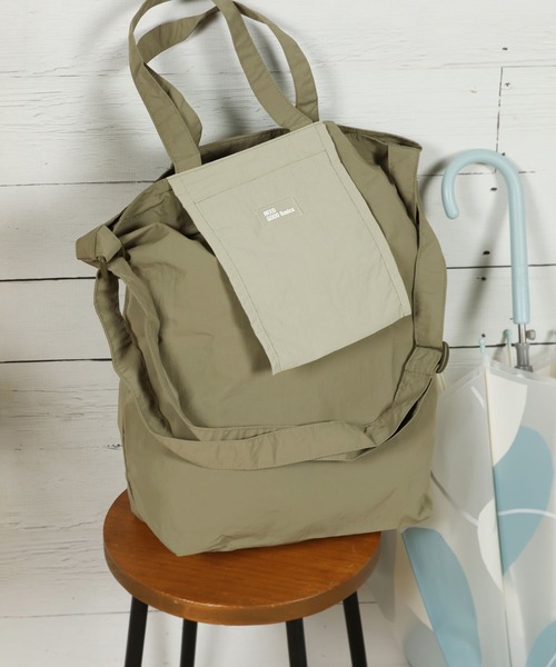 studio CLIP（スタディオクリップ）の「2WAYナイロントート6（トートバッグ・レディース・ベージュ/ライトブルー/グリーン/ピンク・FREE）」の3枚目の写真