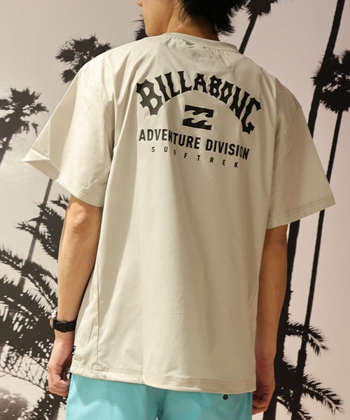 BILLABONG(ビラボン)の「BILLABONG/ビラボン 半袖 ラッシュ Tシャツ 水陸両用 速乾 バックプリント BG011876(Tシャツ/カットソー・メンズ・ブルーグレー/ブラック・L/M/XL)」の1枚目の写真