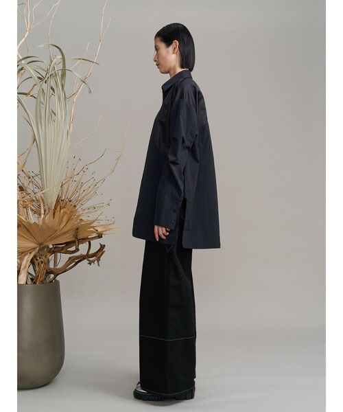 UN3D.(アンスリード)の「ART DOCKING SH / アートドッキングシャツ(シャツ/ブラウス・レディース・ホワイト/ブラック/カーキ・36/38)」の22枚目の写真