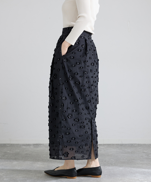 IENA（イエナ）の「フラワージャガードタックスカート（スカート・レディース・ブラック/ホワイト・36/38）」の10枚目の写真