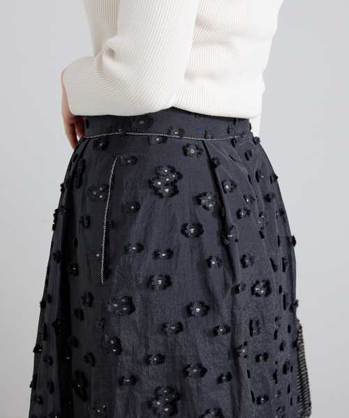 IENA（イエナ）の「フラワージャガードタックスカート（スカート・レディース・ブラック/ホワイト・36/38）」の14枚目の写真