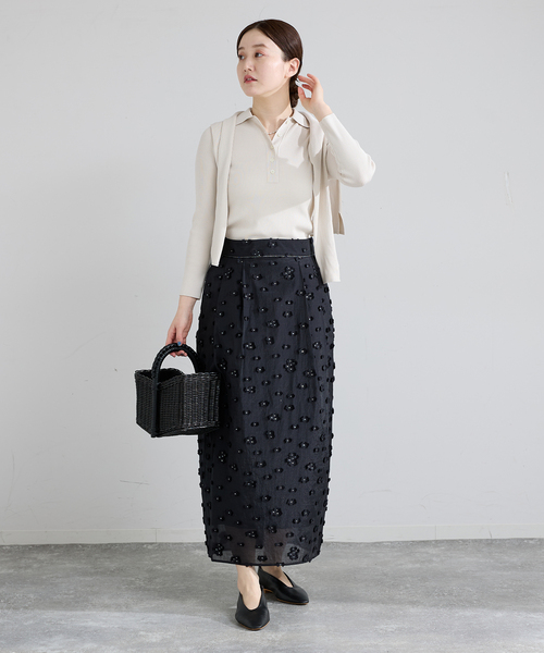 IENA（イエナ）の「フラワージャガードタックスカート（スカート・レディース・ブラック/ホワイト・36/38）」の15枚目の写真