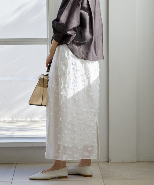IENA（イエナ）の「フラワージャガードタックスカート（スカート・レディース・ブラック/ホワイト・36/38）」の19枚目の写真
