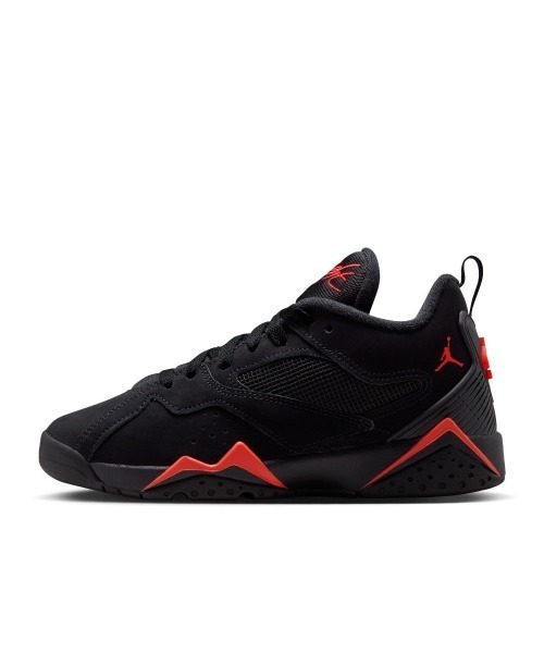 JORDAN BRAND(ジョーダンブランド)の「JORDAN BRAND Air Jordan Mvp 92(ジョーダンブランド エア ジョーダン MVP 92 GS)(スニーカー・レディース・ブラック系・23cm/24.5cm/24cm/23.5cm)」の2枚目の写真