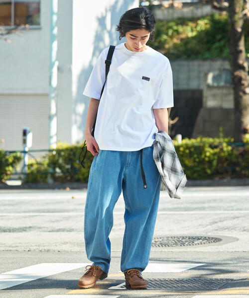 FREAK'S STORE(フリークスストア)の「限定展開 STORATECH/ストラテック ビッグシルエット ワンポイントロゴ Tシャツ/抗菌/防臭/制菌/UVカット/接触冷感/吸水速乾(Tシャツ/カットソー・メンズ・グレイッシュベージュ/ホワイト/ブラック/スミクロ/ブラック系その他・SMALL/X-LARGE/LARGE/MEDIUM)」の20枚目の写真