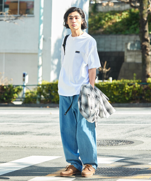 FREAK'S STORE(フリークスストア)の「限定展開 STORATECH/ストラテック ビッグシルエット ワンポイントロゴ Tシャツ/抗菌/防臭/制菌/UVカット/接触冷感/吸水速乾(Tシャツ/カットソー・メンズ・グレイッシュベージュ/ホワイト/ブラック/スミクロ/ブラック系その他・SMALL/X-LARGE/LARGE/MEDIUM)」の21枚目の写真