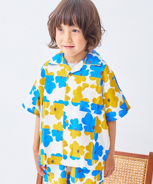 MARKEY'S(マーキーズ)の「総柄オープンカラーシャツ/セットアップ可(シャツ/ブラウス・キッズ・ブルー/グリーン/ブラック/アイボリー・110/100/90/150/140/130/120)」の1枚目の写真
