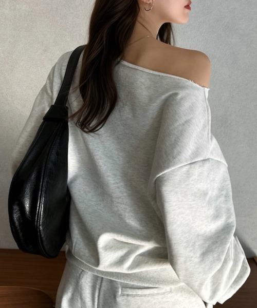 Eclat one（エクラワン）の「【Eclat one】ワンショルダー スウェット（スウェット・レディース・ブラック/グレー/ライトグレー・FREE）」の10枚目の写真