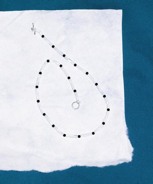 SMELLY(スメリー)の「SMELLY so’ shell onyx necklace(ネックレス・レディース・ホワイト系その他・-)」の1枚目の写真