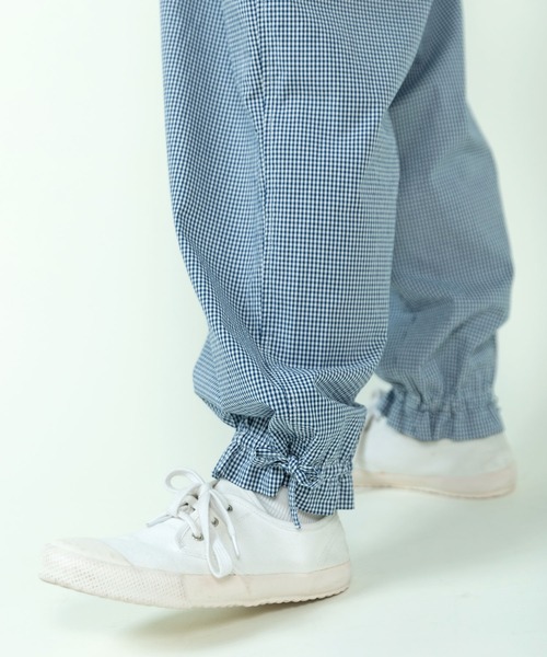 PAR ICI（パーリッシィ）の「マドラスチェック/ギンガムチェック 裾リボンeasyパンツ（その他パンツ・レディース・ネイビー/ブラック・FREE）」の2枚目の写真