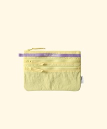 Out n About（アウトナバウト）の「3zipポーチ（ポーチ）」