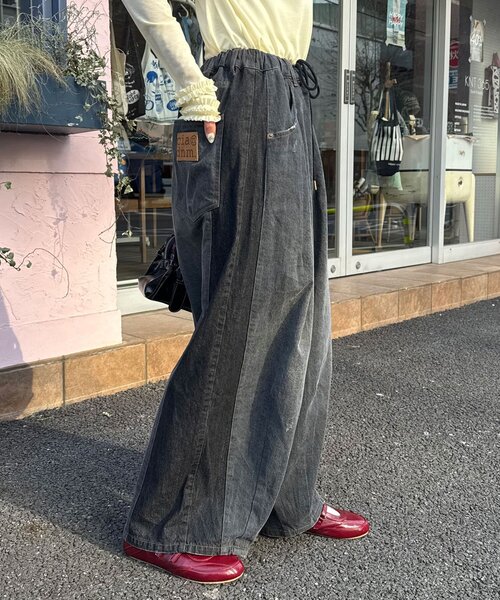 CIAOPANIC（チャオパニック）の「【cian denim/シアンデニム】切替スーパーワイドバルーンデニムパンツ（デニムパンツ・レディース・ブルー/グレー/ブラック・MEDIUM/SMALL）」の6枚目の写真