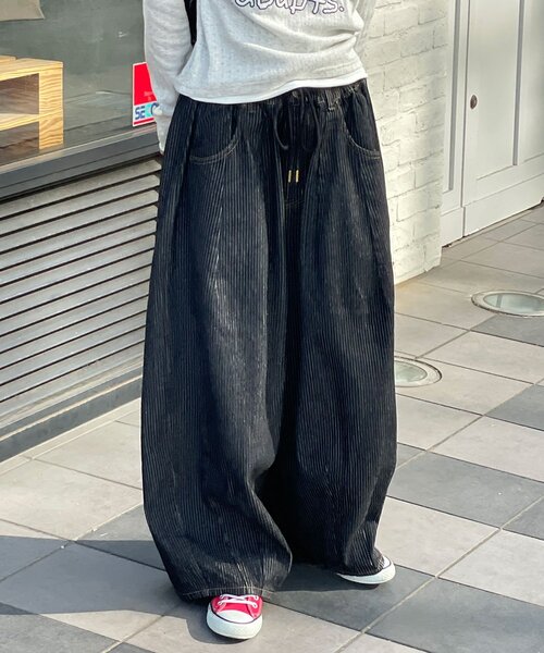 CIAOPANIC（チャオパニック）の「【cian denim/シアンデニム】切替スーパーワイドバルーンデニムパンツ（デニムパンツ・レディース・ブルー/グレー/ブラック・MEDIUM/SMALL）」の19枚目の写真