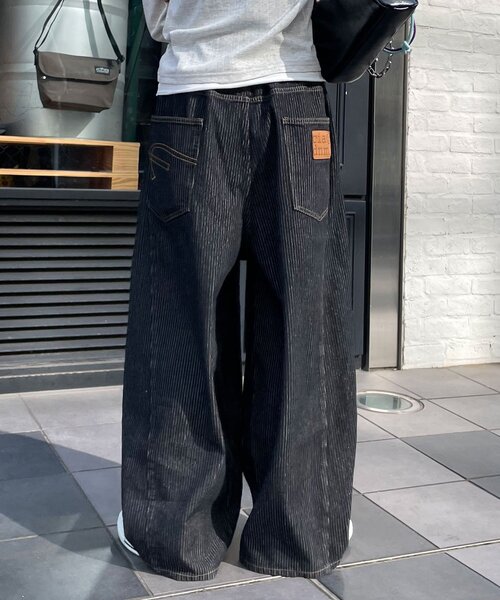 CIAOPANIC(チャオパニック)の「【cian denim/シアンデニム】切替スーパーワイドバルーンデニムパンツ(デニムパンツ・レディース・ブルー/グレー/ブラック/ネイビー/ホワイト/ブラウン・MEDIUM/SMALL/X-SMALL)」の16枚目の写真