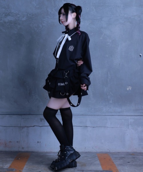 Amilige（アミリージュ）の「エンブレムワッペン刺繍リボン付きシャツ（シャツ/ブラウス・レディース・ホワイト/ブラック・FREE）」の6枚目の写真