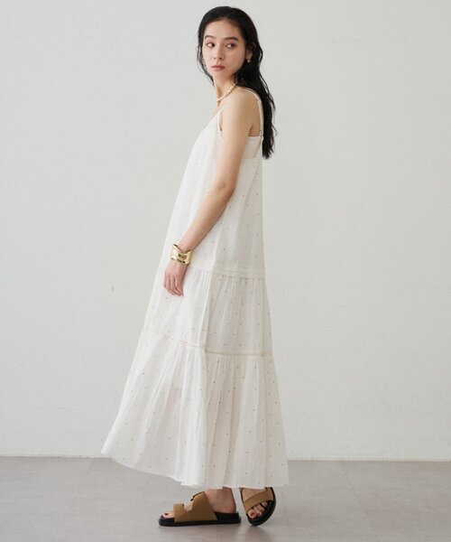 LOUNGEDRESS(ラウンジドレス)の「【INDIA】刺繍ティアードキャミワンピース(ワンピース・レディース・ブラック/レッド/オフホワイト・MEDIUM/SMALL)」の11枚目の写真