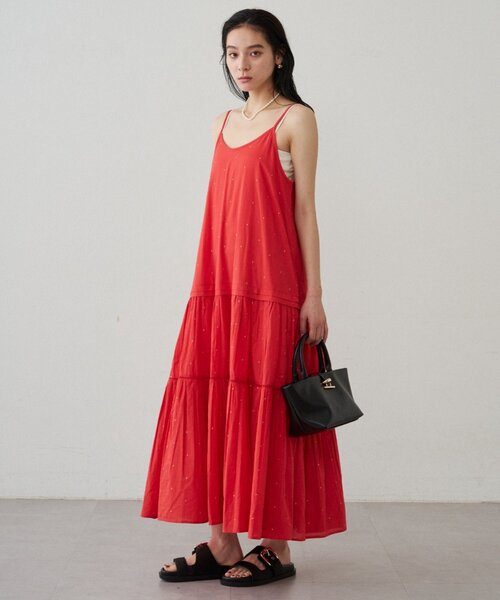 LOUNGEDRESS(ラウンジドレス)の「【INDIA】刺繍ティアードキャミワンピース(ワンピース・レディース・ブラック/レッド/オフホワイト・MEDIUM/SMALL)」の5枚目の写真