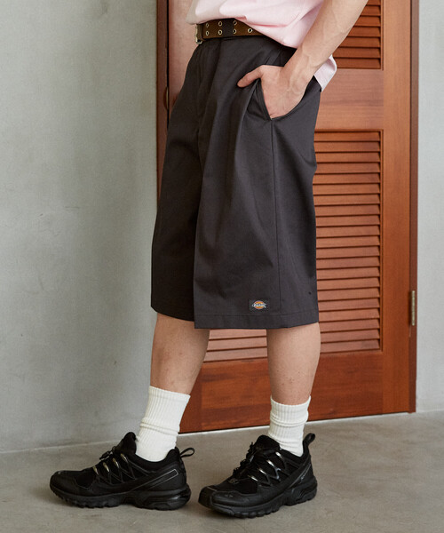 Dickies(ディッキーズ)の「Dickies × PUBLUX/ディッキーズ 別注 バギーショーツ 限定展開(チノパンツ・メンズ・アニマル/ベージュ/ブラック/グレー・S/L/M)」の13枚目の写真