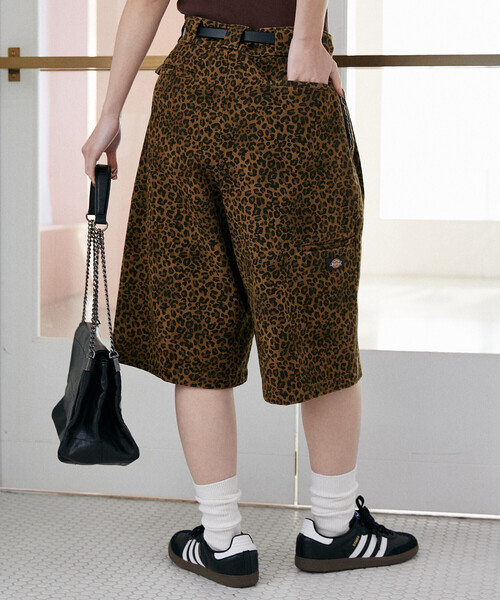 Dickies(ディッキーズ)の「Dickies × PUBLUX/ディッキーズ 別注 バギーショーツ 限定展開(チノパンツ・メンズ・アニマル/ベージュ/ブラック/グレー・S/L/M)」の19枚目の写真