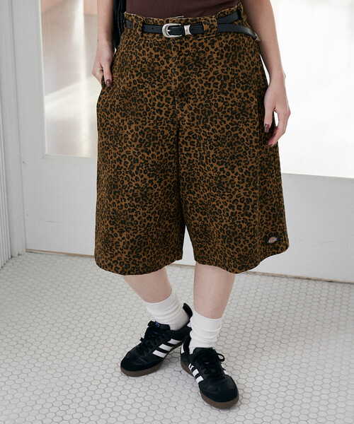Dickies(ディッキーズ)の「Dickies × PUBLUX/ディッキーズ 別注 バギーショーツ 限定展開(チノパンツ・メンズ・アニマル/ベージュ/ブラック/グレー・S/L/M)」の20枚目の写真