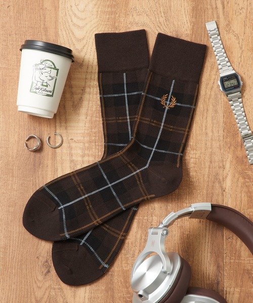 FRED PERRY(フレッドペリー)の「【FRED PERRY】TARTAN SOCK C3331/C3332/C3333/タータンソックス(ソックス/靴下・メンズ・ネイビー/ブラウン/イエロー・25-27/23-25)」の2枚目の写真
