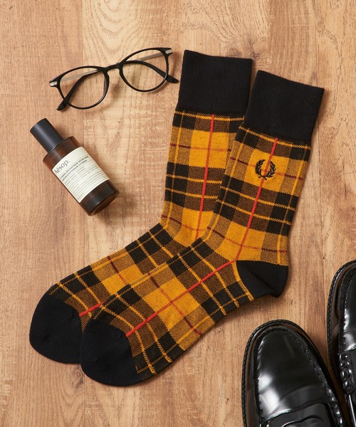 FRED PERRY(フレッドペリー)の「【FRED PERRY】TARTAN SOCK C3331/C3332/C3333/タータンソックス(ソックス/靴下・メンズ・ネイビー/ブラウン/イエロー・25-27/23-25)」の3枚目の写真