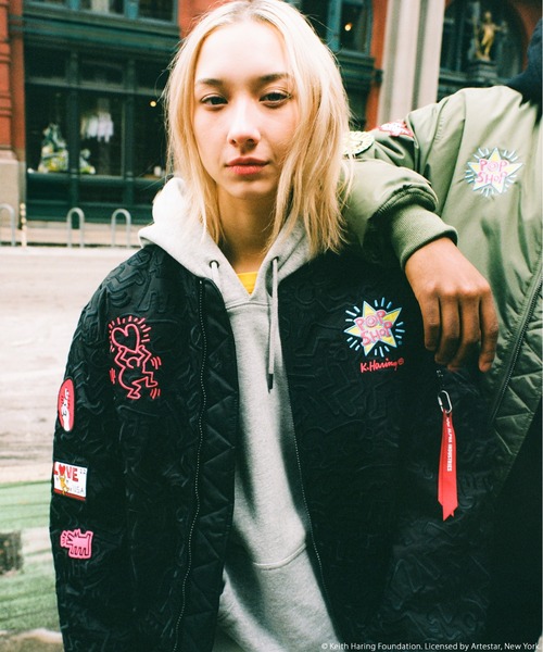 Alpha Industries（アルファインダストリーズ）の「Alpha Industries/アルファインダストリーズ/Keith Haring X Alpha MA-1 ALL OVER EMBROIDERY/キース へリング エムエーワン オール オーバー エンブロイダリー（MA-1・メンズ・ブラック・SMALL/MEDIUM/LARGE/X-LARGE）」の6枚目の写真