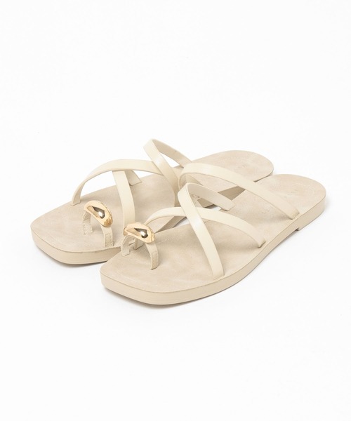 LOWRYS FARM（ローリーズファーム）の「カンドウフィットサムリングサンダル 638124（サンダル・レディース・ブラウン/アイボリー/ブラック・MEDIUM/LARGE）」の4枚目の写真