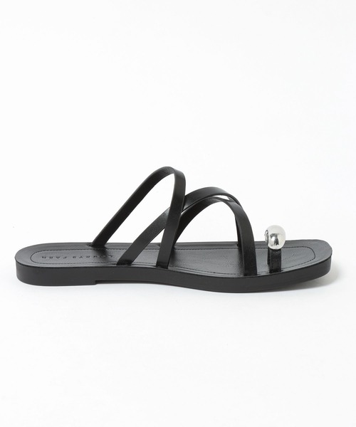 LOWRYS FARM（ローリーズファーム）の「カンドウフィットサムリングサンダル 638124（サンダル・レディース・ブラウン/アイボリー/ブラック・MEDIUM/LARGE）」の8枚目の写真