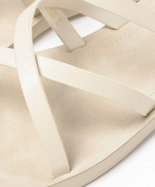 LOWRYS FARM（ローリーズファーム）の「カンドウフィットサムリングサンダル 638124（サンダル・レディース・ブラウン/アイボリー/ブラック・MEDIUM/LARGE）」の18枚目の写真