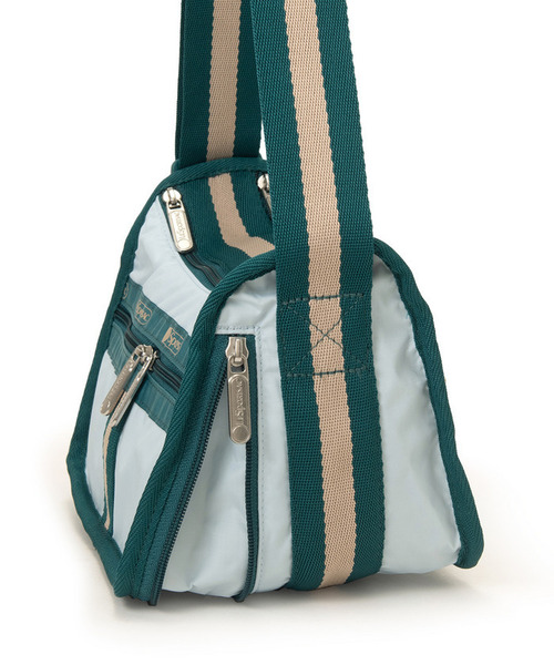 LeSportsac(レスポートサック)の「SMALL EVERYDAY BAG スペクテイタークリアスカイ/ティール(ショルダーバッグ・レディース・ブルー・FREE)」の6枚目の写真