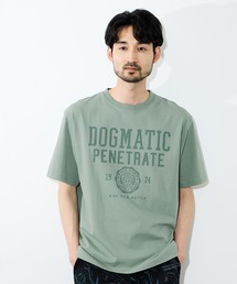 【NAVY / ネイビー】BCIコットン カレッジプリント リラックスフィット 半袖Tシャツ