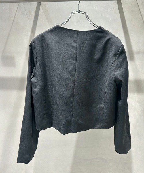 Narcissus（ナルシス）の「【Narcissus】クロップドテーラードジャケット（ノーカラージャケット・レディース・ブラック・FREE）」の5枚目の写真